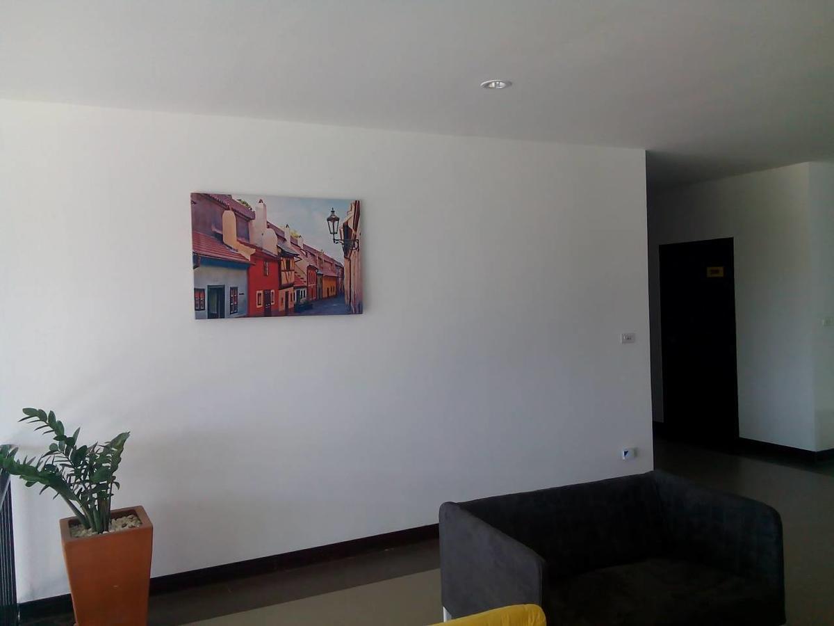 One Fu Hotel Szurin Kültér fotó