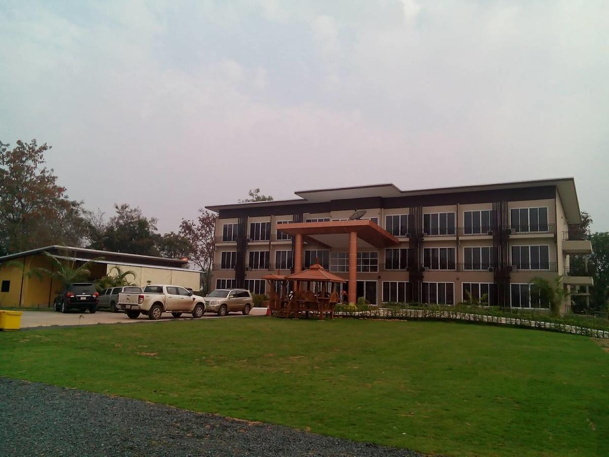 One Fu Hotel Szurin Kültér fotó