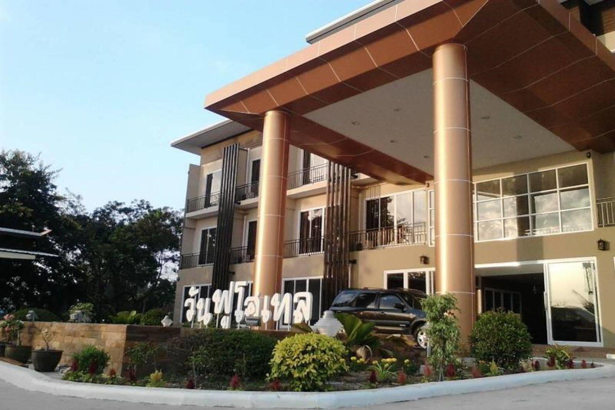 One Fu Hotel Szurin Kültér fotó